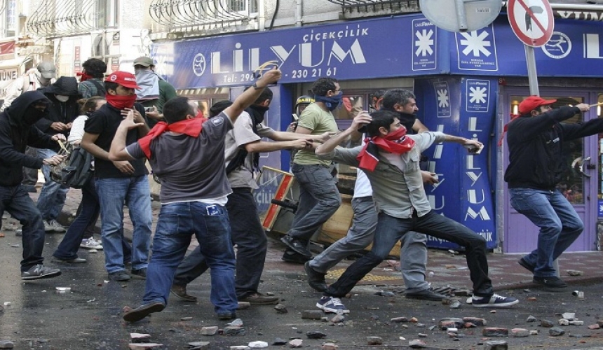 اشتباكات تسفر عن سقوط عدد من القتلى في تركيا